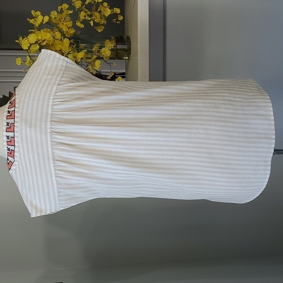 Madewell‎ women's to, beautiful cross stitch enbroidery. SIZE XXS, OVERSIZED - Picture 6 of 10